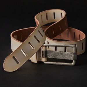 We The Free Jona Belt in distressed ivory